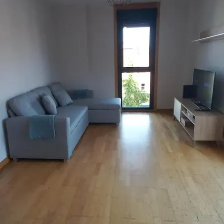 Piso De 2 Y Garaje Junto A Valladolid *